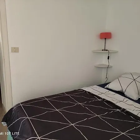 Cap D'agde Center Apartamento *